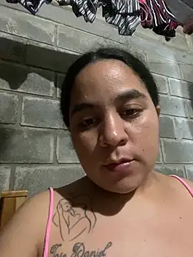 laura1999love – live chatrum