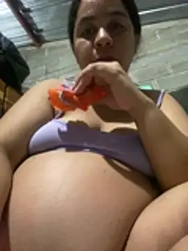 Pertunjukan Kamera Web laura1999love