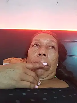 Webkamerová show Bella-Milf_