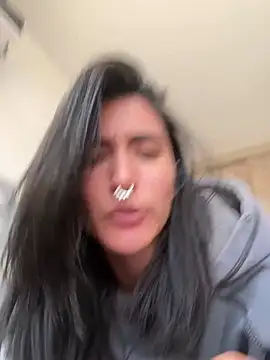 Živá chatovací místnost MiaPolein