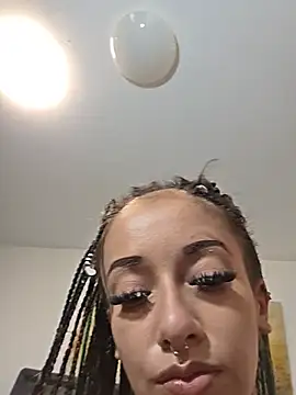 Show modela MaryPopey na web-kameri
