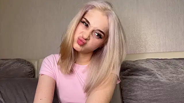 tinyvivy Live XXX-chat
