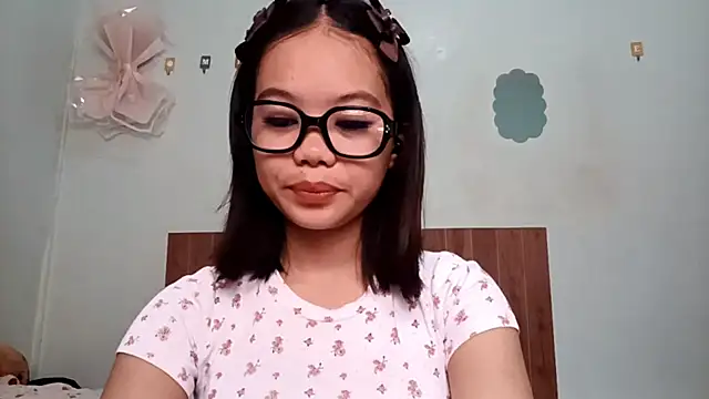 YunaSato Pertunjukan Webcam
