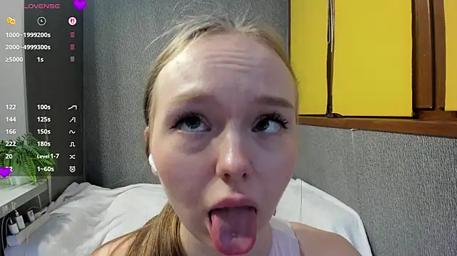 MollyGraffa's Webcam Show