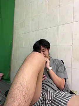 Zzz-678 Show in webcam