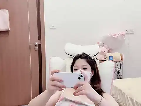 Sakura-20 在線直播表演
