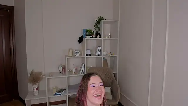 MegganLofthousen Webbikameraesitys