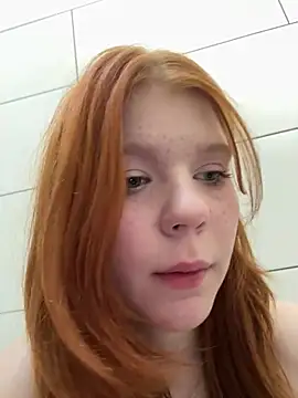 Freaky__Nikki Show in webcam