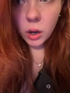 Freaky__Nikki 网络视讯表演