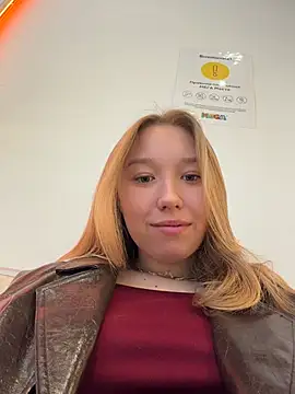 -NaughtyAngel-'s Live XXX Chat