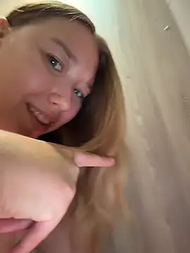 -NaughtyAngel- webcam show