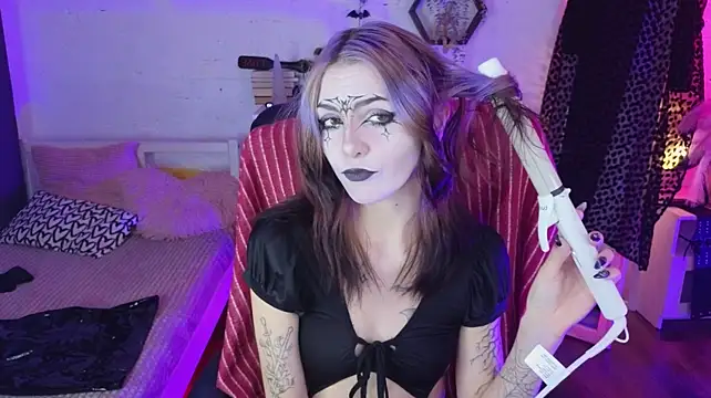 LorenLoiss – webcam-show