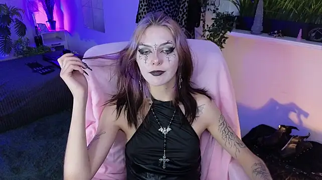 LorenLoiss' Live XXX Chat