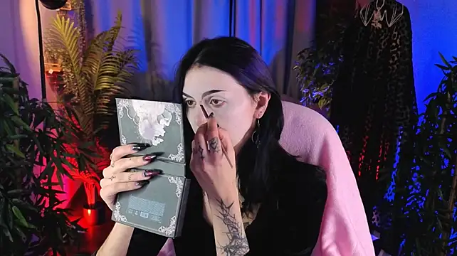 LorenLoiss' Webcam Show