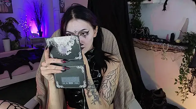 XXX chat uživo modela LorenLoiss