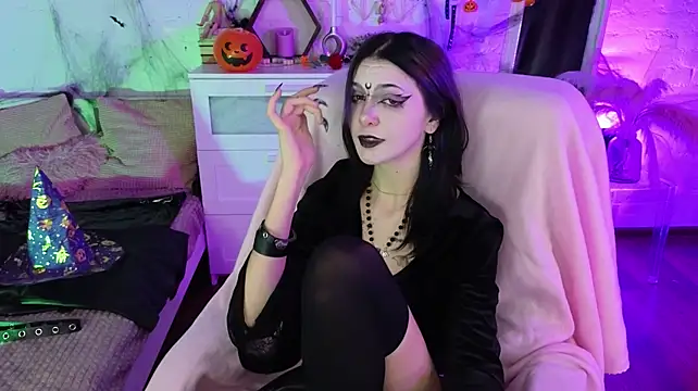 LorenLoiss' Webcam Show