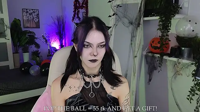 LorenLoiss' Live XXX Chat