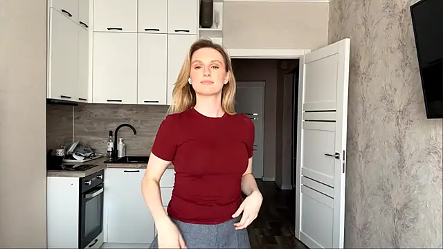 Pokój czatu na żywo – SabrinaMoretti