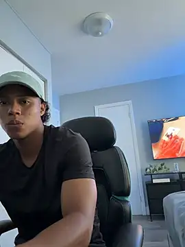 Likesuud_02 webkamerás műsora