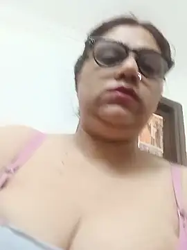 Wildsimmi27's Webcam Show