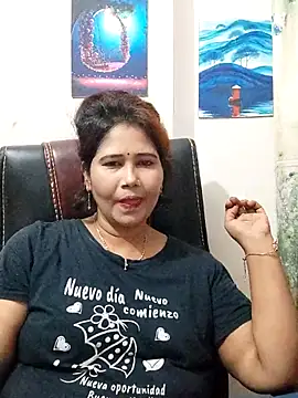 Rose-24 Show in webcam