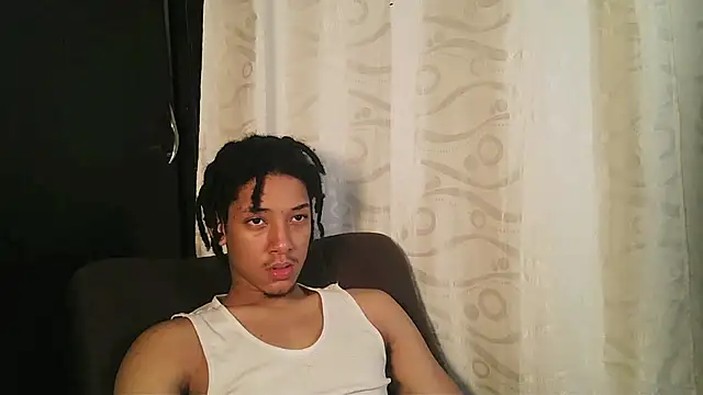 Show modela smith_jr420 na web-kameri