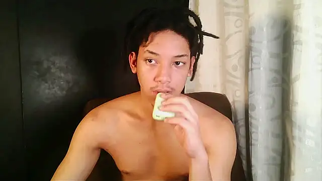 smith_jr420's Live XXX Chat
