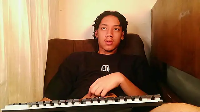 smith_jr420 Show in webcam