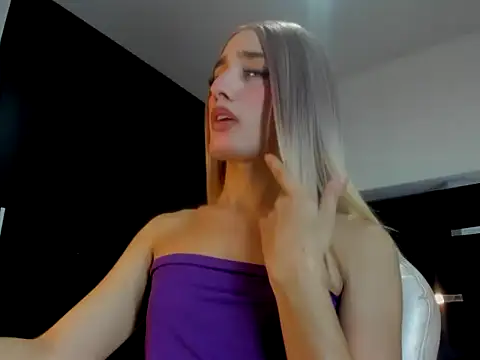 Miranda_bigcock3 网络视讯表演
