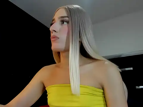 Miranda_bigcock3 Шоу с уебкамера