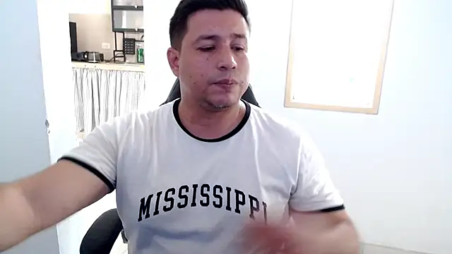 lianjuc06 Webcamshow