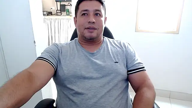 lianjuc06 Webcam-Show