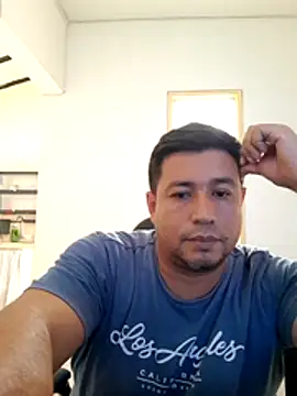 lianjuc06 ওয়েবক্যাম শো