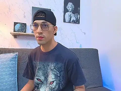 davison_viggian Webcam Show