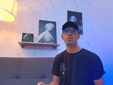 Show de davison_viggian na webcam