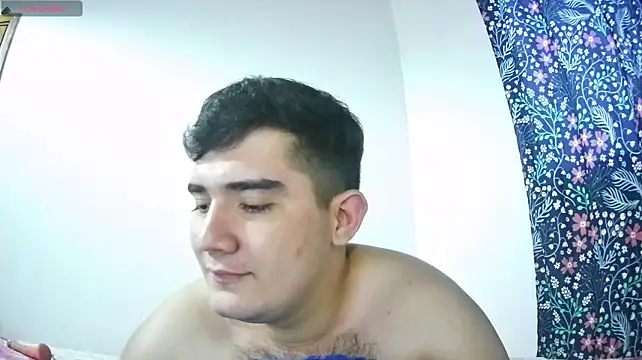 camilo_white2 – webcam-show
