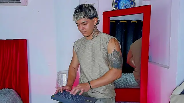 Noah__Browm Webcamshow