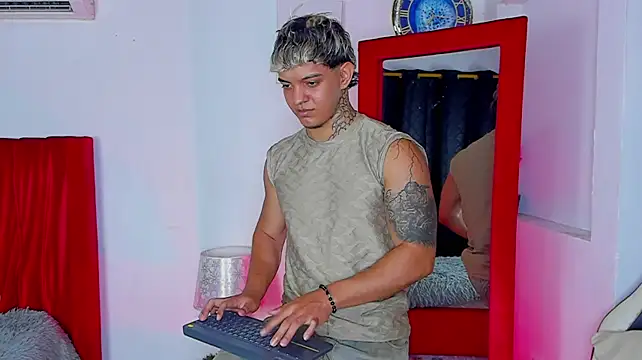 Noah__Browm Pertunjukan Webcam
