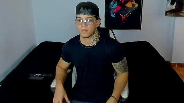عرض كام Noah__Browm