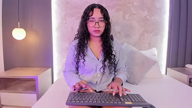alysson_moon_ 现场XXX聊天