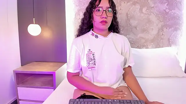 Chat XXX Live alysson_moon_