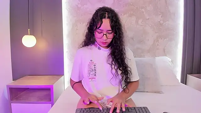 XXX chat uživo modela alysson_moon_