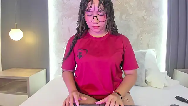 alysson_moon_: απευθείας συνομιλία ΧΧΧ