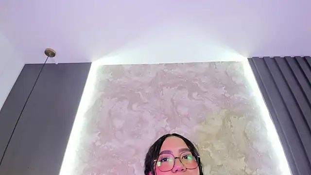 alysson_moon_n Webbikameraesitys