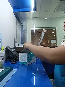 عرض كام Wild_OfficeGirl_Margarett