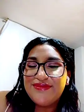 NyxCurvy Ruang Obrolan Langsung