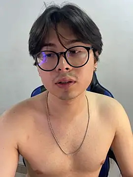 _Tommy_7 Show in webcam