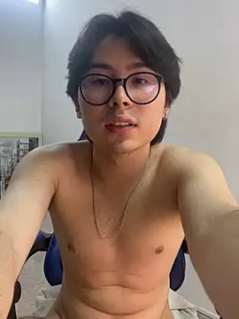 _Tommy_7 Show in webcam