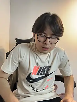 _Tommy_7's Webcam Show