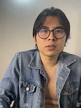 _Tommy_7n Webbikameraesitys